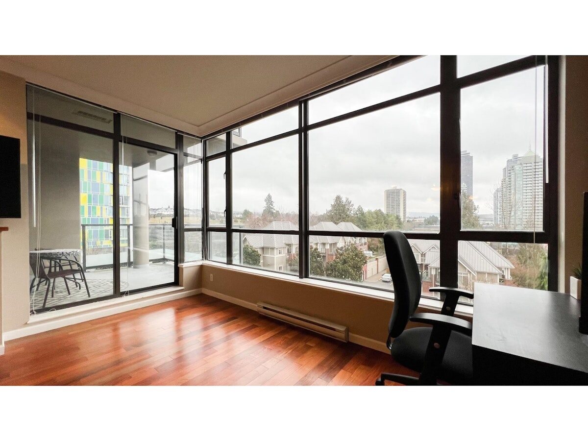 704 4132 Halifax Street, Burnaby — past sale represented by Tom Majek Personal Real Estate Corporation