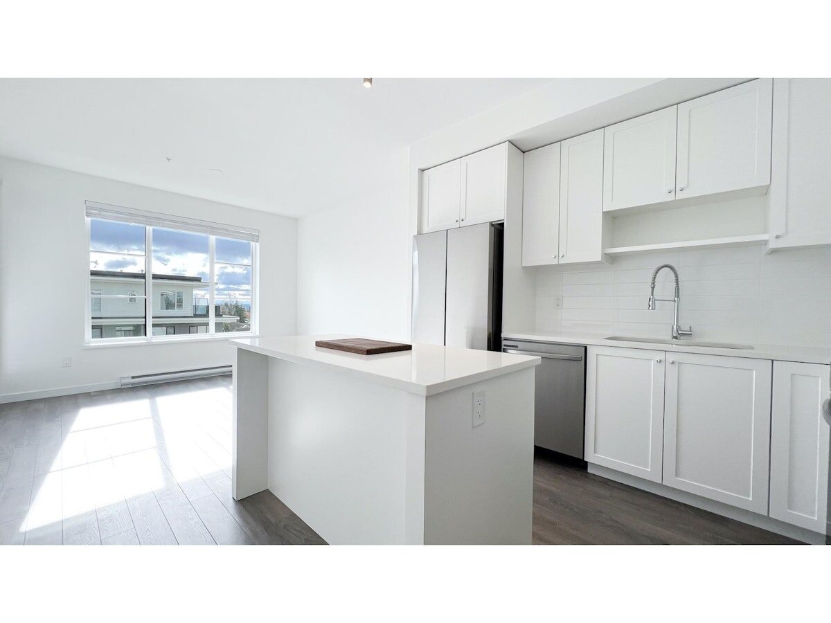 521 15825 85 Avenue, Surrey — past sale represented by Tom Majek Personal Real Estate Corporation