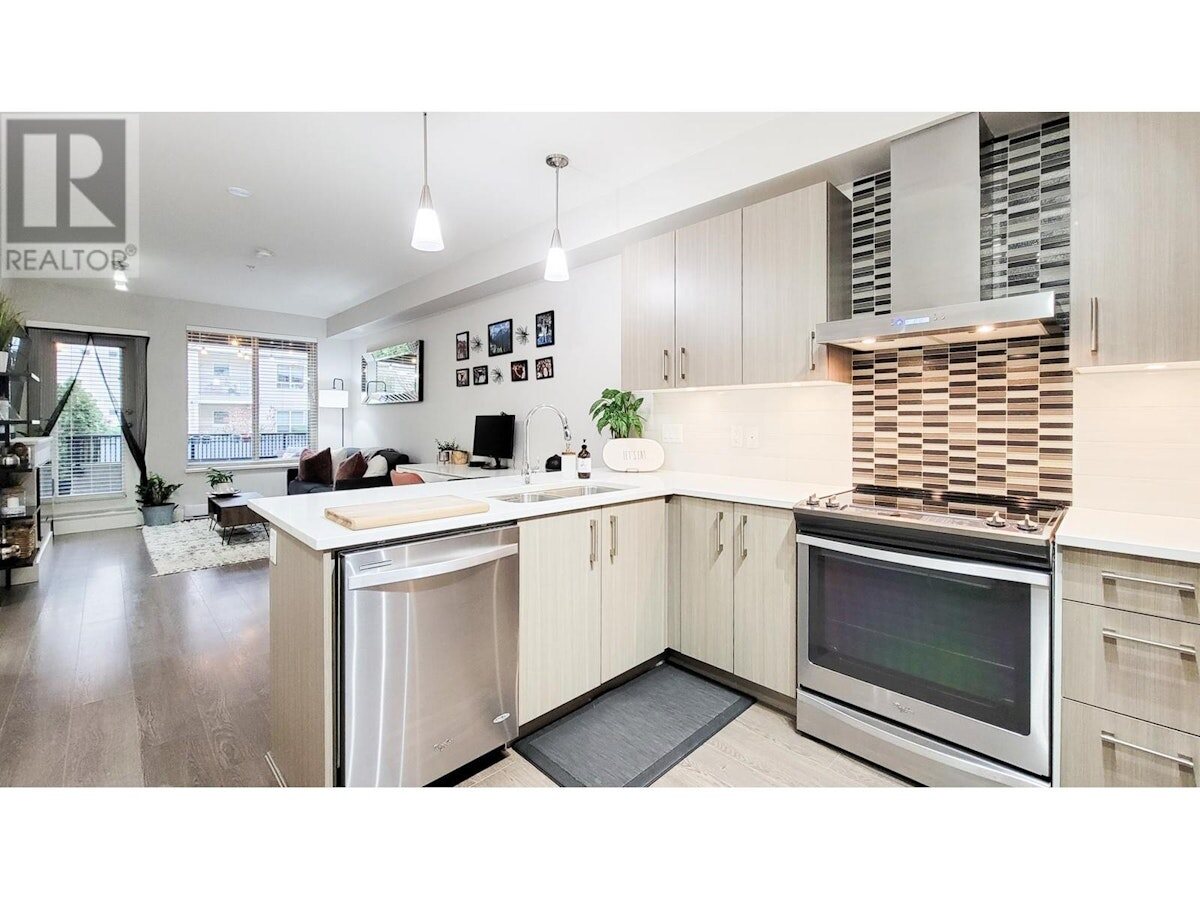 106 2460 Kelly Avenue, Port Coquitlam — past sale represented by Tom Majek Personal Real Estate Corporation
